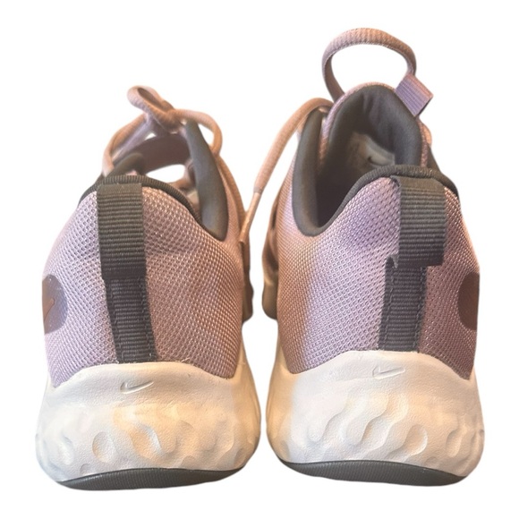 Nike Running shoes Rose gold/ Mauve! Wore once. Like New!!! 8.5 - Picture 5 of 7